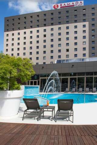 Отель Ramada Plaza Bucharest Бухарест-4