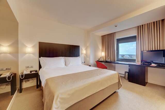 Отель Ramada Plaza Bucharest Бухарест-51